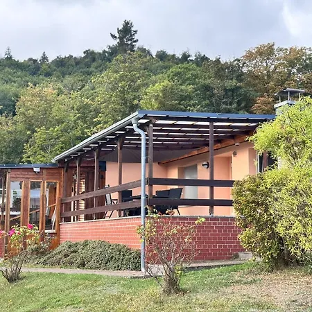 Comfort Near Castle Views Holiday home