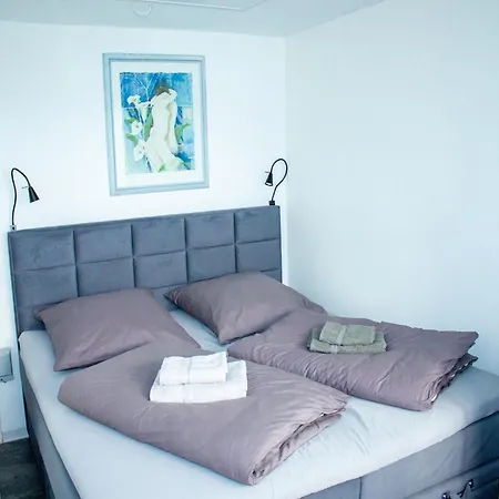 Comfort Near Castle Views