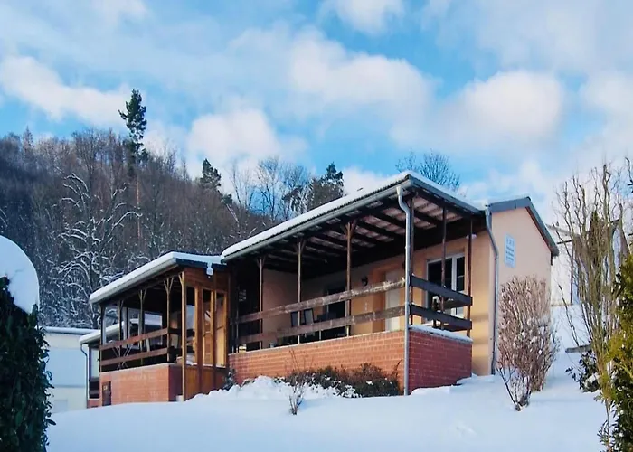 Comfort Near Castle Views