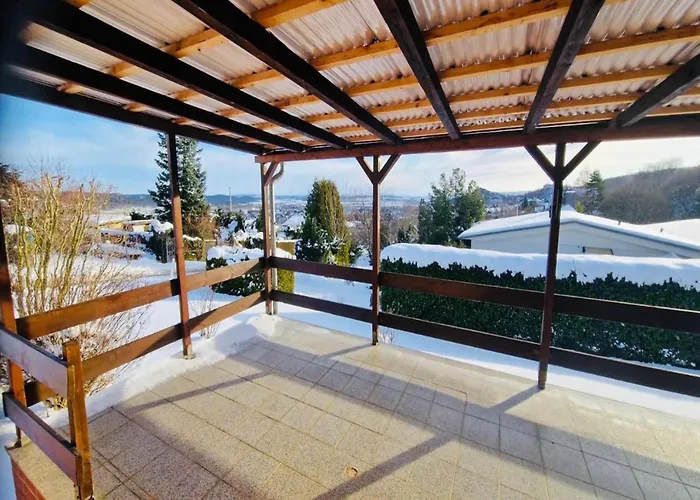 別荘 Comfort Near Castle Views